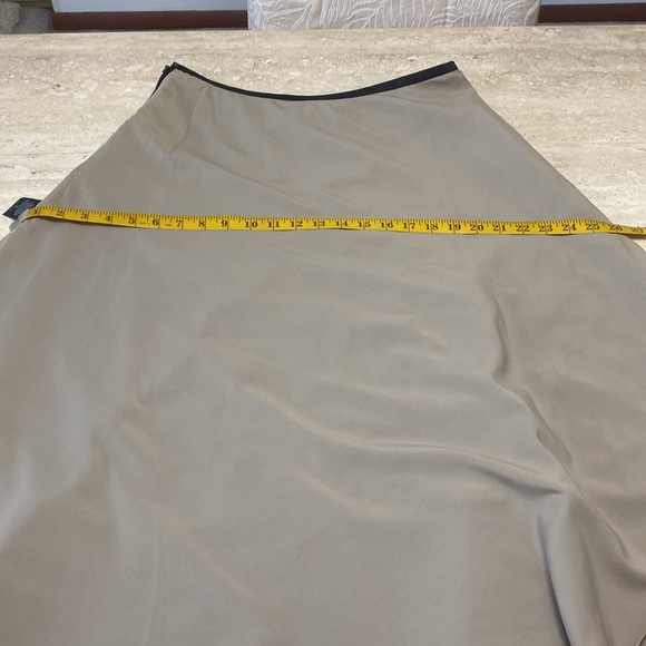 NIC+ZOE Black Skirt Set Excellent condition. Skirt Sz 12, top Sz,10. No flaws. - Picture 13 of 15